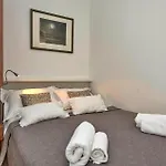Three-bedroom With Sea View 04 Nyaraló